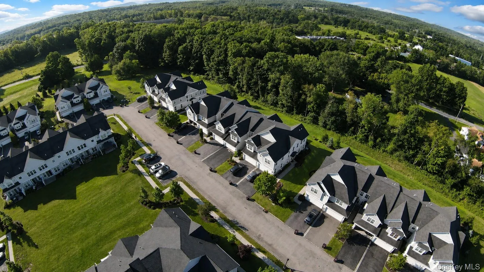 37 Lindentree Lane, Middletown, NY, 3 Bedrooms Bedrooms, 7 Rooms Rooms,2 BathroomsBathrooms,Residential,For Rent,Lindentree,0,1033808 37 Lindentree Lane, Middletown, NY, 3 Bedrooms Bedrooms, 7 Rooms Rooms,2 BathroomsBathrooms,Residential,For Rent,Lindentree,0,1033808