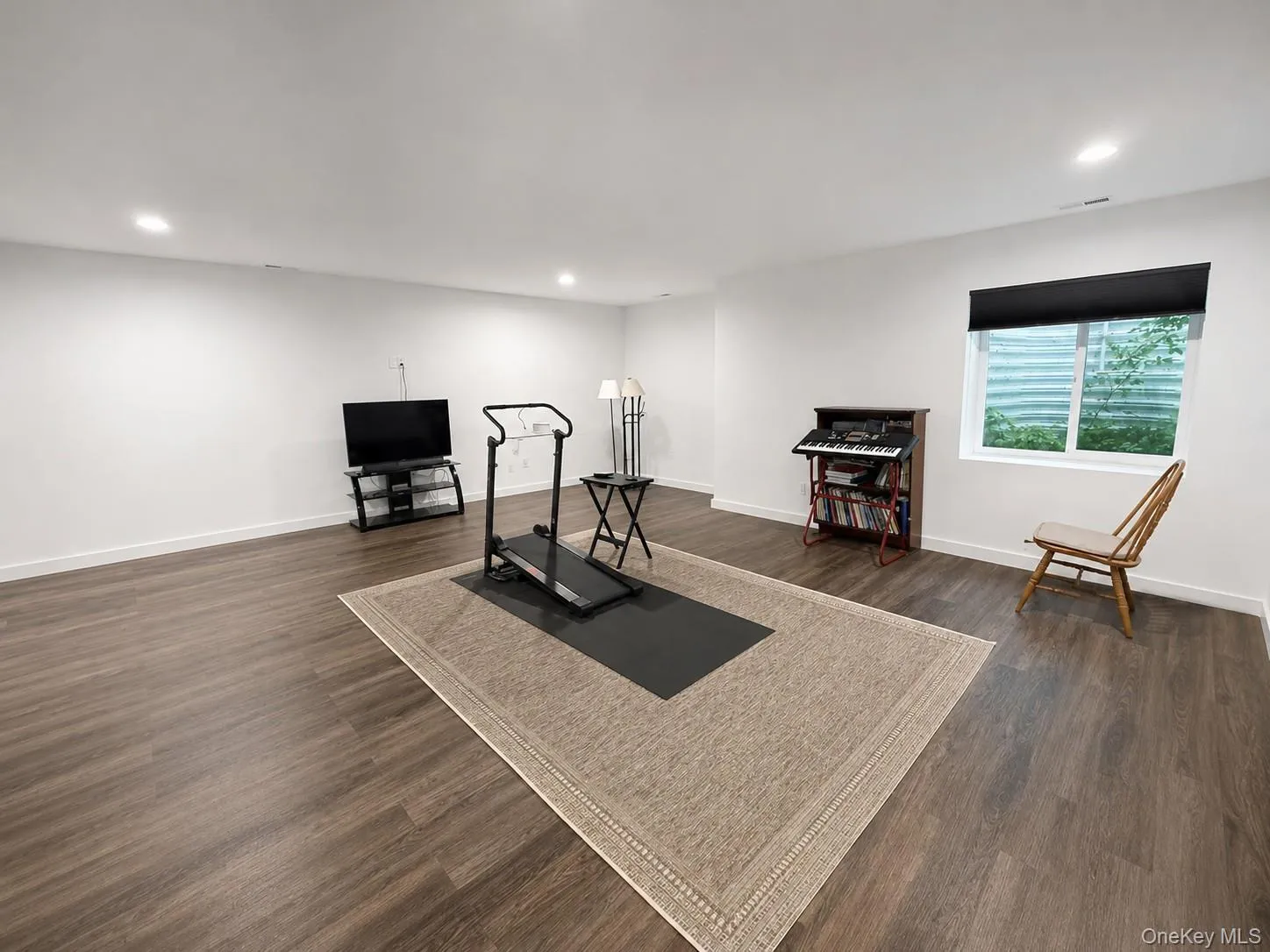 37 Lindentree Lane, Middletown, NY, 3 Bedrooms Bedrooms, 7 Rooms Rooms,2 BathroomsBathrooms,Residential,For Rent,Lindentree,0,1033808 37 Lindentree Lane, Middletown, NY, 3 Bedrooms Bedrooms, 7 Rooms Rooms,2 BathroomsBathrooms,Residential,For Rent,Lindentree,0,1033808
