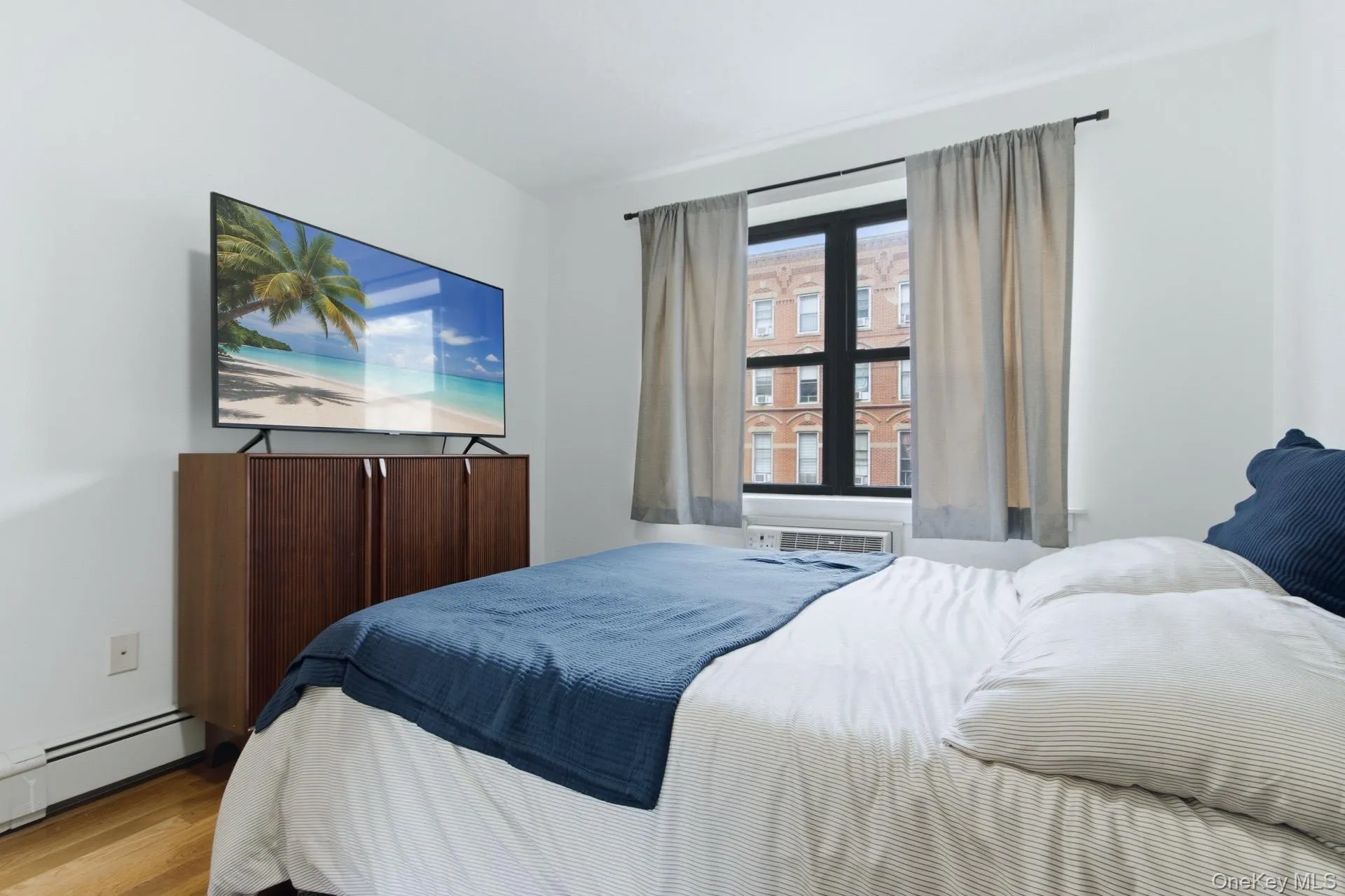 18 129th Street, New York, NY, 1 Bedroom Bedrooms, 3 Rooms Rooms,1 BathroomBathrooms,Residential,For Rent,129th,0,1033809 18 129th Street, New York, NY, 1 Bedroom Bedrooms, 3 Rooms Rooms,1 BathroomBathrooms,Residential,For Rent,129th,0,1033809