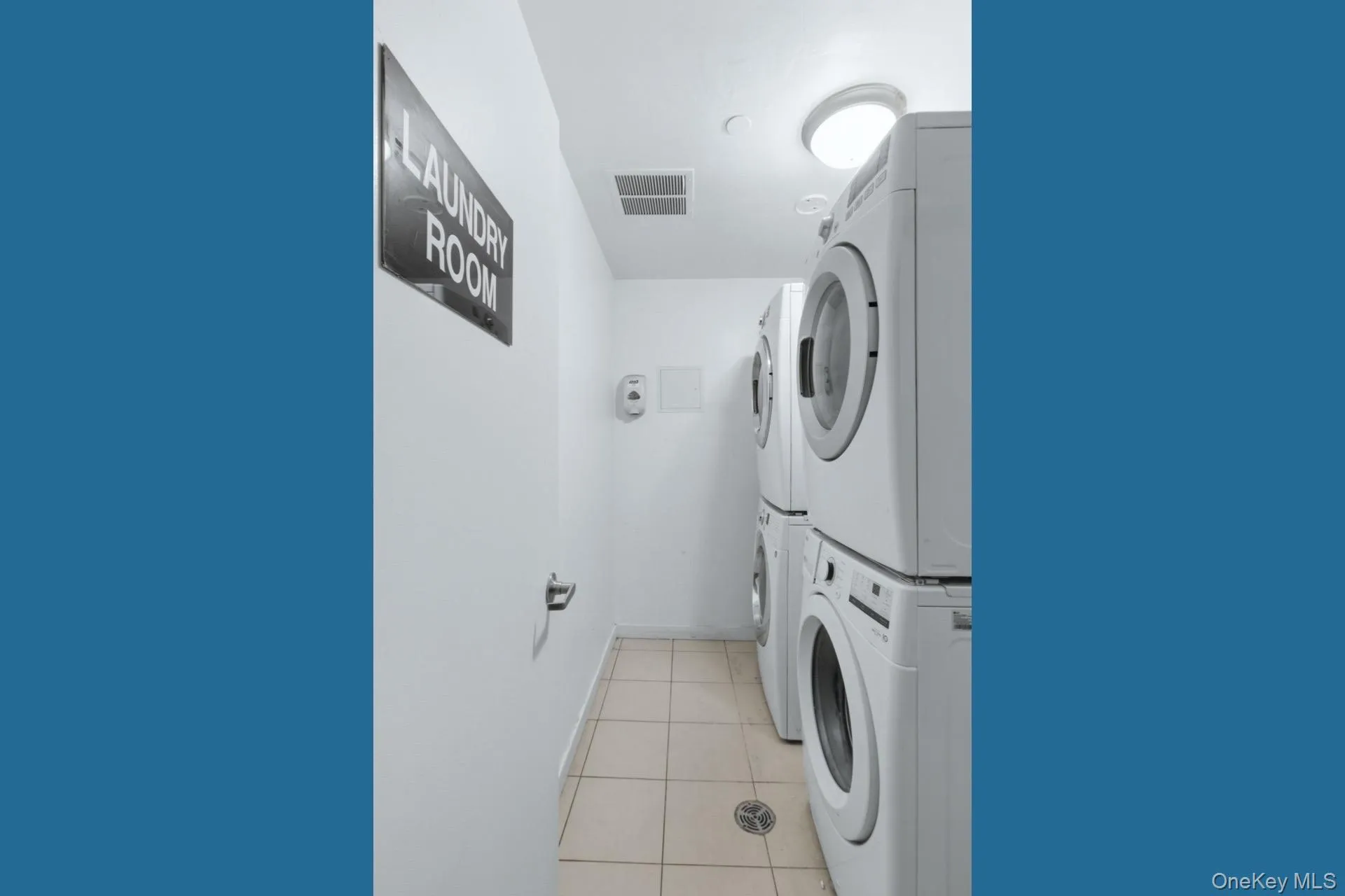 18 129th Street, New York, NY, 1 Bedroom Bedrooms, 3 Rooms Rooms,1 BathroomBathrooms,Residential,For Rent,129th,0,1033809 18 129th Street, New York, NY, 1 Bedroom Bedrooms, 3 Rooms Rooms,1 BathroomBathrooms,Residential,For Rent,129th,0,1033809