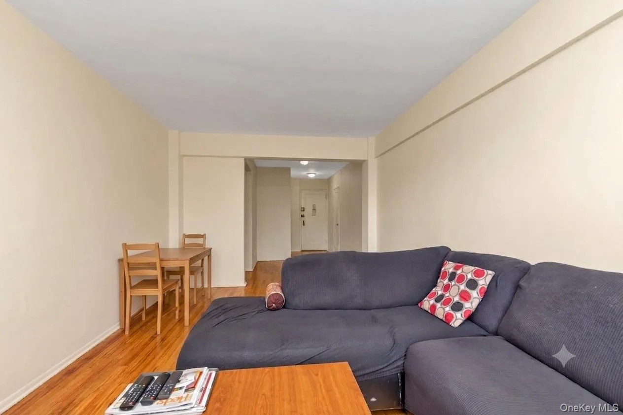 141-16 25th Road, New York, NY, 2 Bedrooms Bedrooms, 4 Rooms Rooms,1 BathroomBathrooms,Residential,For Rent,25th,0,1033812 141-16 25th Road, New York, NY, 2 Bedrooms Bedrooms, 4 Rooms Rooms,1 BathroomBathrooms,Residential,For Rent,25th,0,1033812