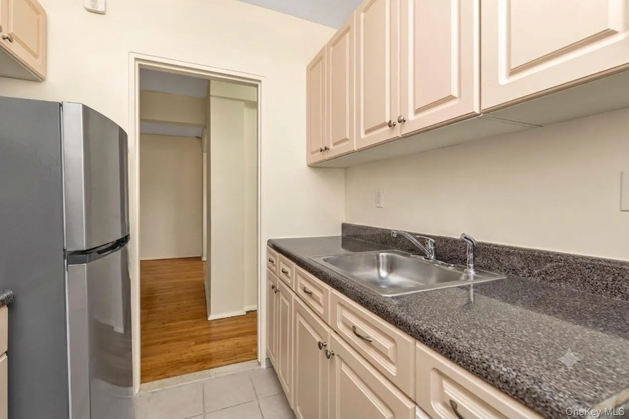 141-16 25th Road, New York, NY, 2 Bedrooms Bedrooms, 4 Rooms Rooms,1 BathroomBathrooms,Residential,For Rent,25th,0,1033812 141-16 25th Road, New York, NY, 2 Bedrooms Bedrooms, 4 Rooms Rooms,1 BathroomBathrooms,Residential,For Rent,25th,0,1033812