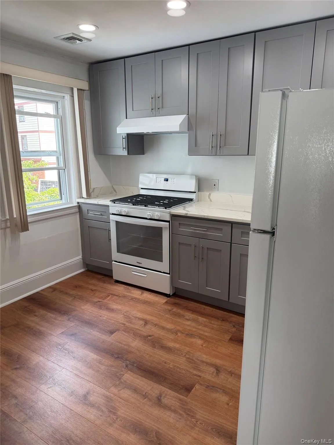 212 Orchard Street, Hempstead, NY, 2 Bedrooms Bedrooms, 5 Rooms Rooms,1 BathroomBathrooms,Residential Lease,For Rent,Orchard,0,1033816 212 Orchard Street, Hempstead, NY, 2 Bedrooms Bedrooms, 5 Rooms Rooms,1 BathroomBathrooms,Residential Lease,For Rent,Orchard,0,1033816