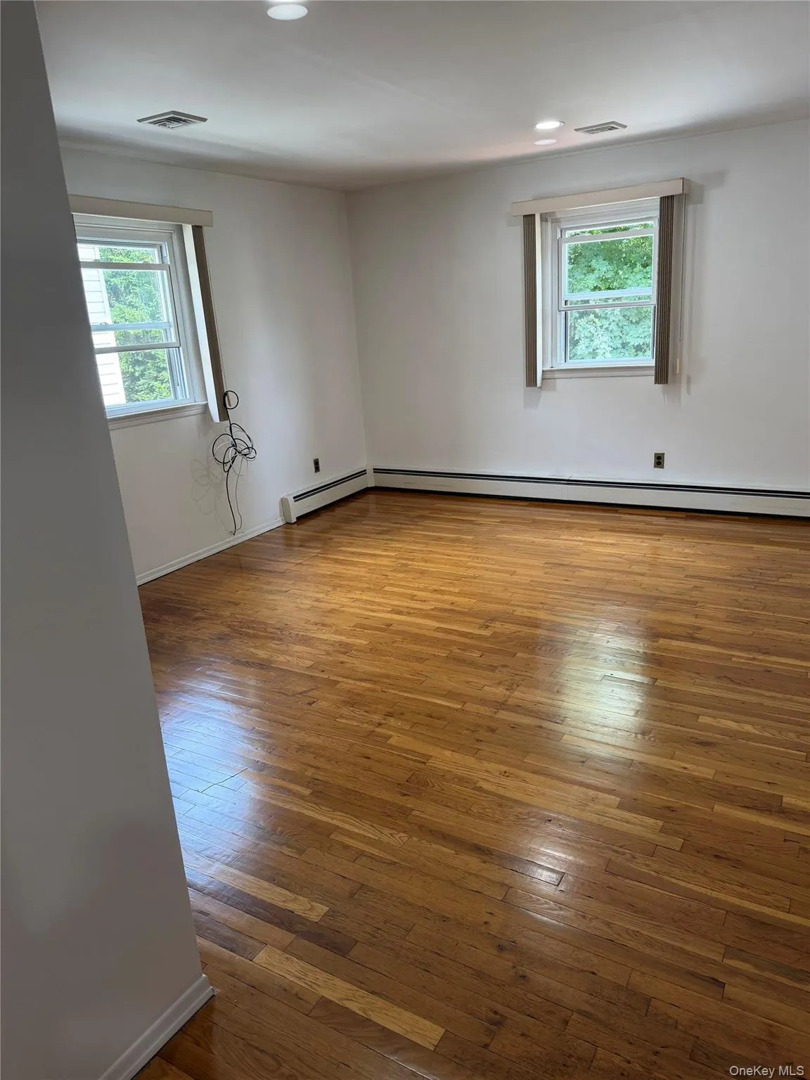 212 Orchard Street, Hempstead, NY, 2 Bedrooms Bedrooms, 5 Rooms Rooms,1 BathroomBathrooms,Residential Lease,For Rent,Orchard,0,1033816 212 Orchard Street, Hempstead, NY, 2 Bedrooms Bedrooms, 5 Rooms Rooms,1 BathroomBathrooms,Residential Lease,For Rent,Orchard,0,1033816