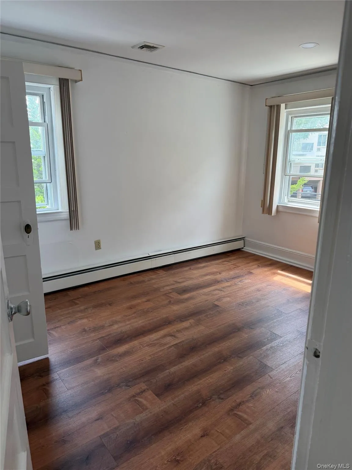 212 Orchard Street, Hempstead, NY, 2 Bedrooms Bedrooms, 5 Rooms Rooms,1 BathroomBathrooms,Residential Lease,For Rent,Orchard,0,1033816 212 Orchard Street, Hempstead, NY, 2 Bedrooms Bedrooms, 5 Rooms Rooms,1 BathroomBathrooms,Residential Lease,For Rent,Orchard,0,1033816