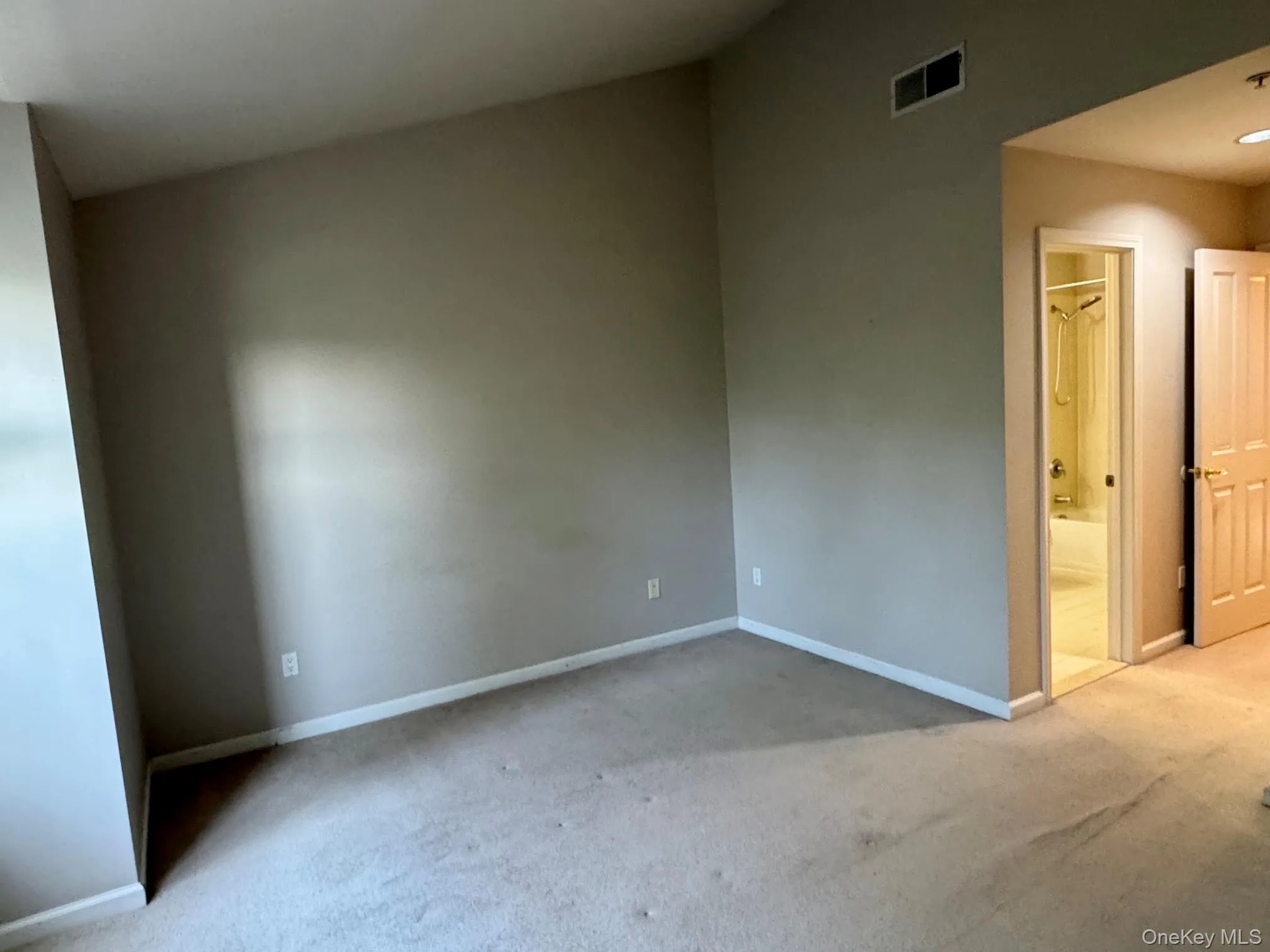 25 Fairways Drive, Middletown, NY, 2 Bedrooms Bedrooms, 10 Rooms Rooms,2 BathroomsBathrooms,Residential Lease,For Rent,Fairways,0,1033817 25 Fairways Drive, Middletown, NY, 2 Bedrooms Bedrooms, 10 Rooms Rooms,2 BathroomsBathrooms,Residential Lease,For Rent,Fairways,0,1033817