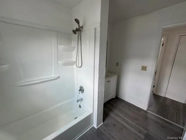 2899 US Route 9W, New Windsor, NY, 3 Bedrooms Bedrooms, 5 Rooms Rooms,1 BathroomBathrooms,Residential Lease,For Rent,US Route 9W,0,1033818 2899 US Route 9W, New Windsor, NY, 3 Bedrooms Bedrooms, 5 Rooms Rooms,1 BathroomBathrooms,Residential Lease,For Rent,US Route 9W,0,1033818