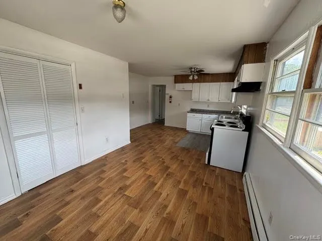 2899 US Route 9W, New Windsor, NY, 3 Bedrooms Bedrooms, 5 Rooms Rooms,1 BathroomBathrooms,Residential Lease,For Rent,US Route 9W,0,1033818 2899 US Route 9W, New Windsor, NY, 3 Bedrooms Bedrooms, 5 Rooms Rooms,1 BathroomBathrooms,Residential Lease,For Rent,US Route 9W,0,1033818