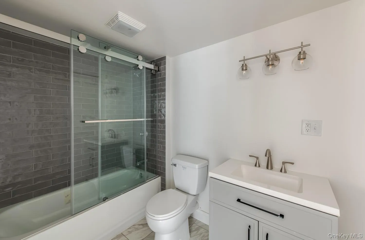 16 Trinity Place, Rhinebeck, NY, 3 Bedrooms Bedrooms, 11 Rooms Rooms,3 BathroomsBathrooms,Residential,For Rent,Trinity,0,1033820 16 Trinity Place, Rhinebeck, NY, 3 Bedrooms Bedrooms, 11 Rooms Rooms,3 BathroomsBathrooms,Residential,For Rent,Trinity,0,1033820