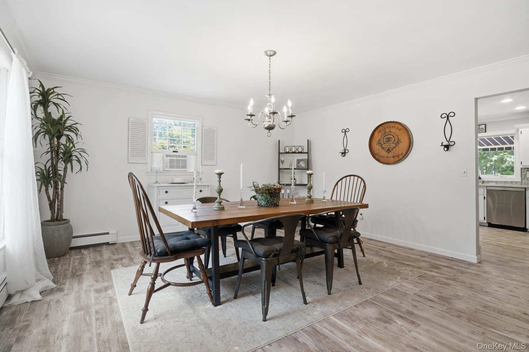 45 Norwood Road, Southampton, NY, 3 Bedrooms Bedrooms, 8 Rooms Rooms,3 BathroomsBathrooms,Residential,For Rent,Norwood,0,1033822 45 Norwood Road, Southampton, NY, 3 Bedrooms Bedrooms, 8 Rooms Rooms,3 BathroomsBathrooms,Residential,For Rent,Norwood,0,1033822
