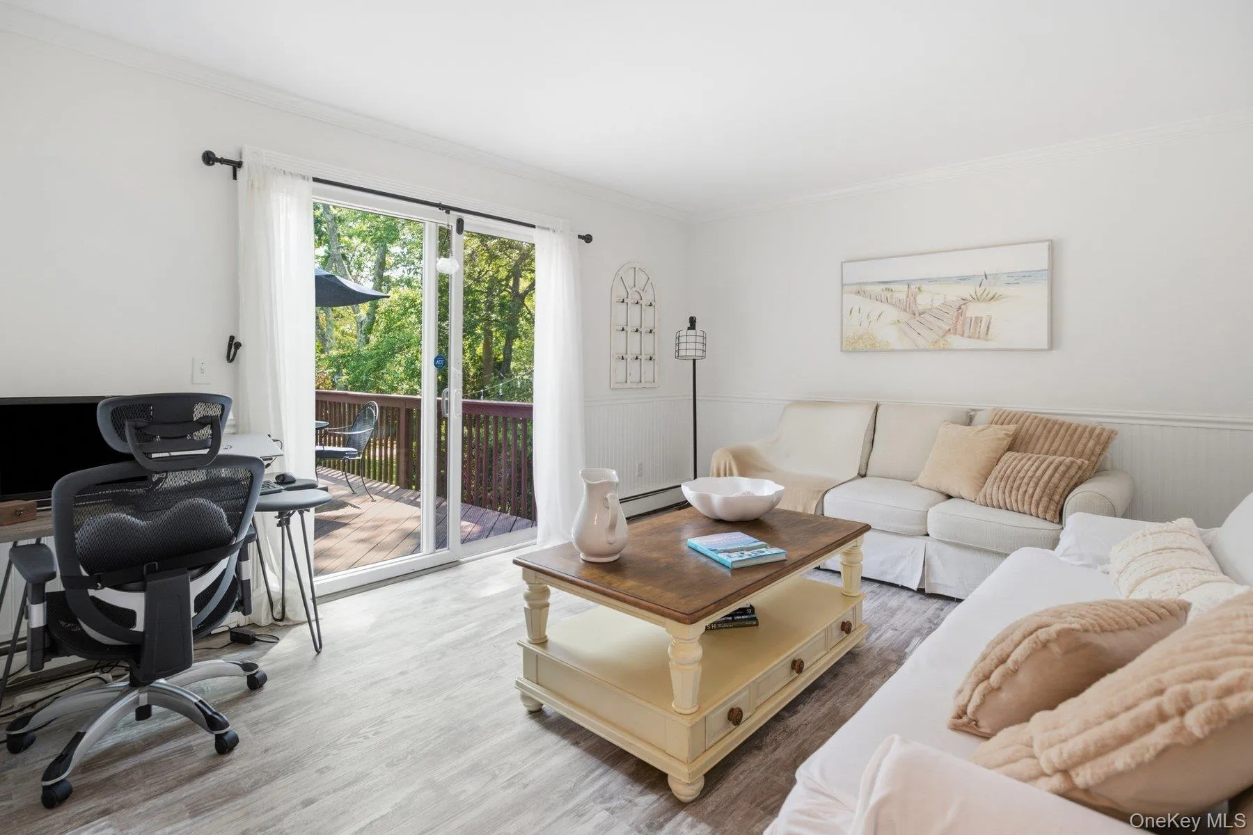 45 Norwood Road, Southampton, NY, 3 Bedrooms Bedrooms, 8 Rooms Rooms,3 BathroomsBathrooms,Residential,For Rent,Norwood,0,1033822 45 Norwood Road, Southampton, NY, 3 Bedrooms Bedrooms, 8 Rooms Rooms,3 BathroomsBathrooms,Residential,For Rent,Norwood,0,1033822