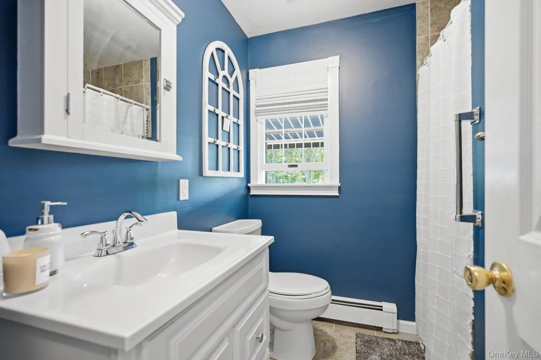 45 Norwood Road, Southampton, NY, 3 Bedrooms Bedrooms, 8 Rooms Rooms,3 BathroomsBathrooms,Residential,For Rent,Norwood,0,1033822 45 Norwood Road, Southampton, NY, 3 Bedrooms Bedrooms, 8 Rooms Rooms,3 BathroomsBathrooms,Residential,For Rent,Norwood,0,1033822