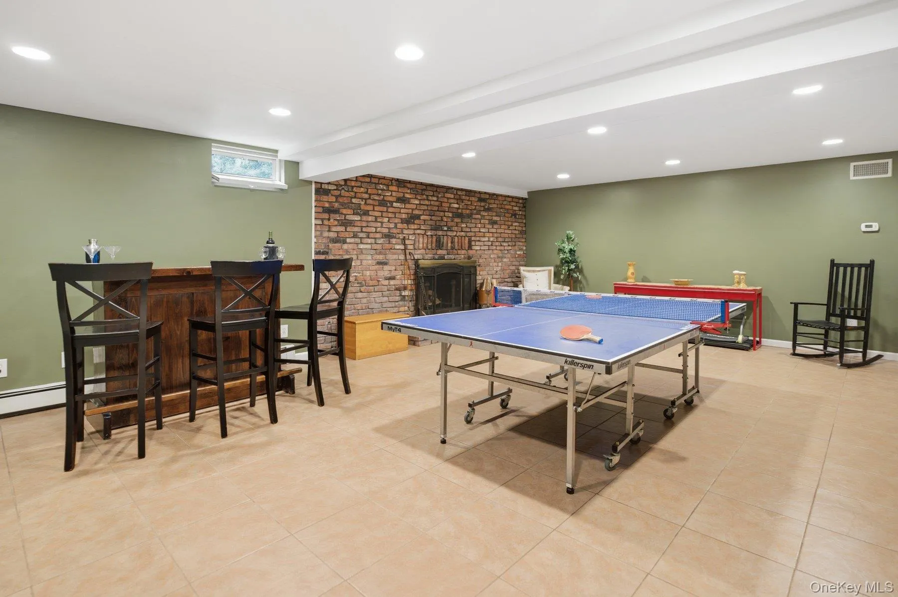 45 Norwood Road, Southampton, NY, 3 Bedrooms Bedrooms, 8 Rooms Rooms,3 BathroomsBathrooms,Residential,For Rent,Norwood,0,1033822 45 Norwood Road, Southampton, NY, 3 Bedrooms Bedrooms, 8 Rooms Rooms,3 BathroomsBathrooms,Residential,For Rent,Norwood,0,1033822
