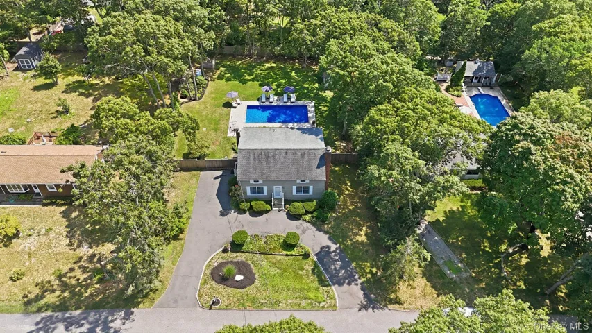45 Norwood Road, Southampton, New York 11946