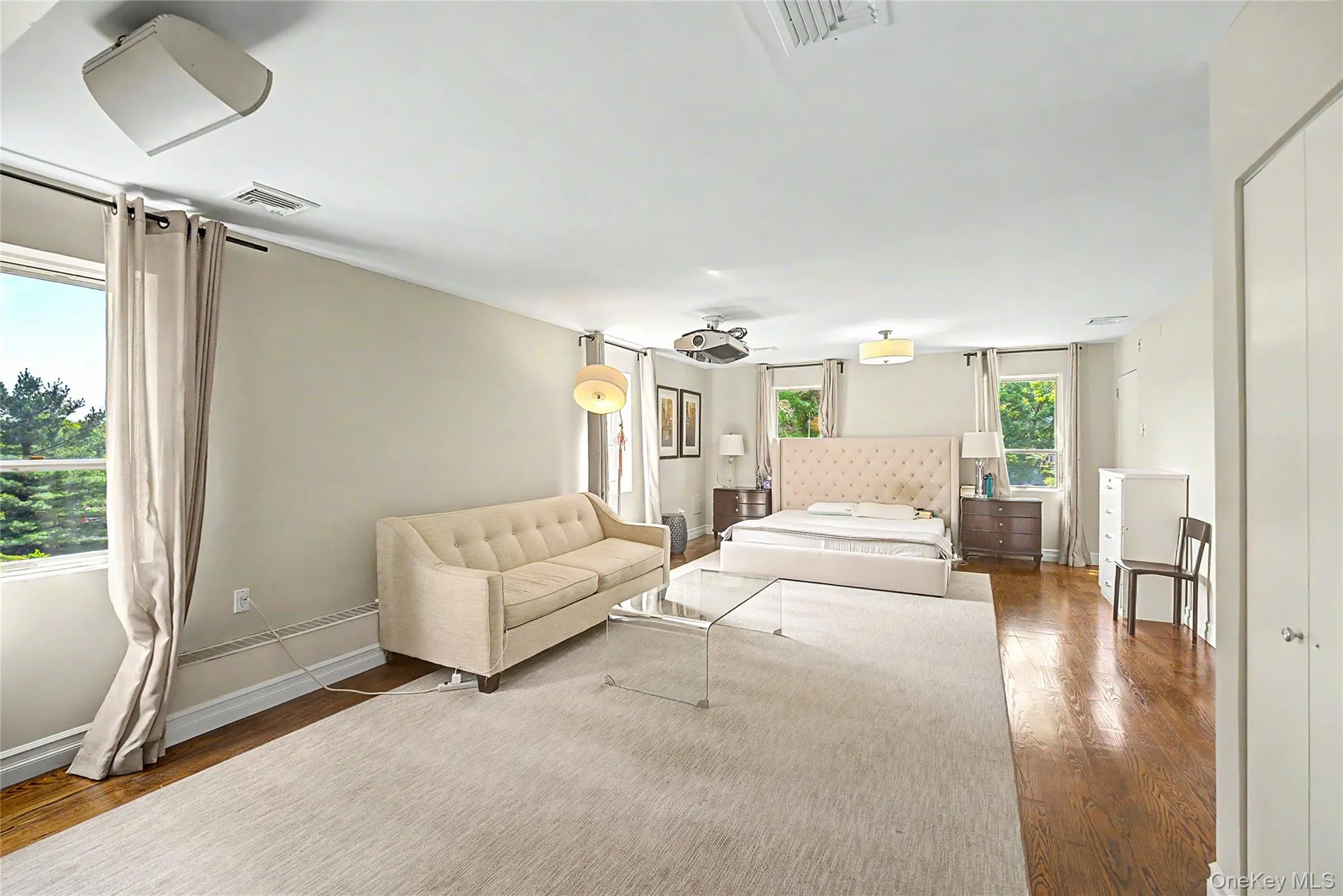 6 The Maples, North Hempstead, NY, 4 Bedrooms Bedrooms, 16 Rooms Rooms,3 BathroomsBathrooms,Residential,For Rent,The Maples,0,1033823 6 The Maples, North Hempstead, NY, 4 Bedrooms Bedrooms, 16 Rooms Rooms,3 BathroomsBathrooms,Residential,For Rent,The Maples,0,1033823