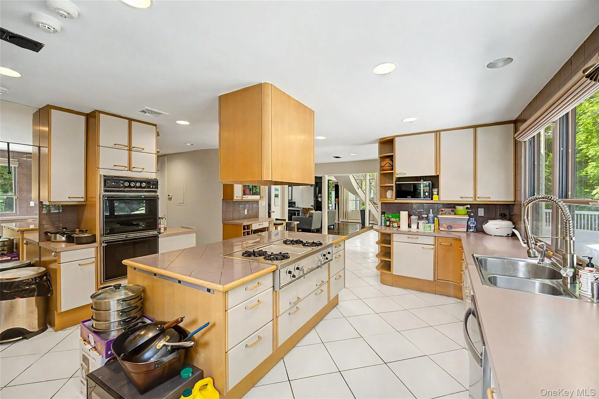 6 The Maples, North Hempstead, NY, 4 Bedrooms Bedrooms, 16 Rooms Rooms,3 BathroomsBathrooms,Residential,For Rent,The Maples,0,1033823 6 The Maples, North Hempstead, NY, 4 Bedrooms Bedrooms, 16 Rooms Rooms,3 BathroomsBathrooms,Residential,For Rent,The Maples,0,1033823