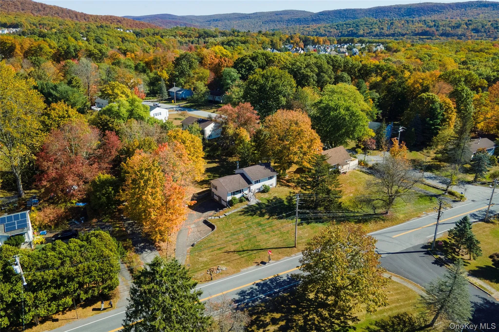 172 Ridge Road, Woodbury, NY, 3 Bedrooms Bedrooms, 7 Rooms Rooms,2 BathroomsBathrooms,Residential,For Rent,Ridge,0,1033827 172 Ridge Road, Woodbury, NY, 3 Bedrooms Bedrooms, 7 Rooms Rooms,2 BathroomsBathrooms,Residential,For Rent,Ridge,0,1033827