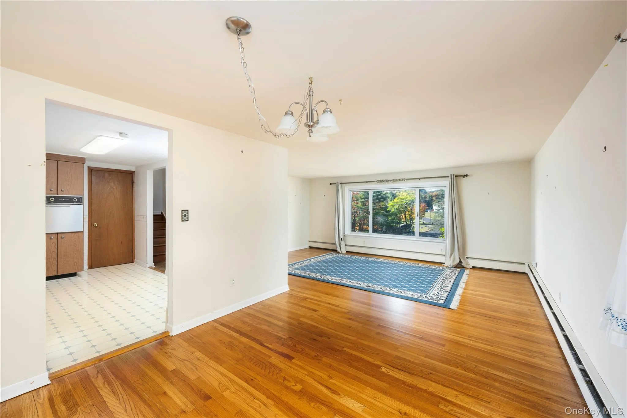 172 Ridge Road, Woodbury, NY, 3 Bedrooms Bedrooms, 7 Rooms Rooms,2 BathroomsBathrooms,Residential,For Rent,Ridge,0,1033827 172 Ridge Road, Woodbury, NY, 3 Bedrooms Bedrooms, 7 Rooms Rooms,2 BathroomsBathrooms,Residential,For Rent,Ridge,0,1033827