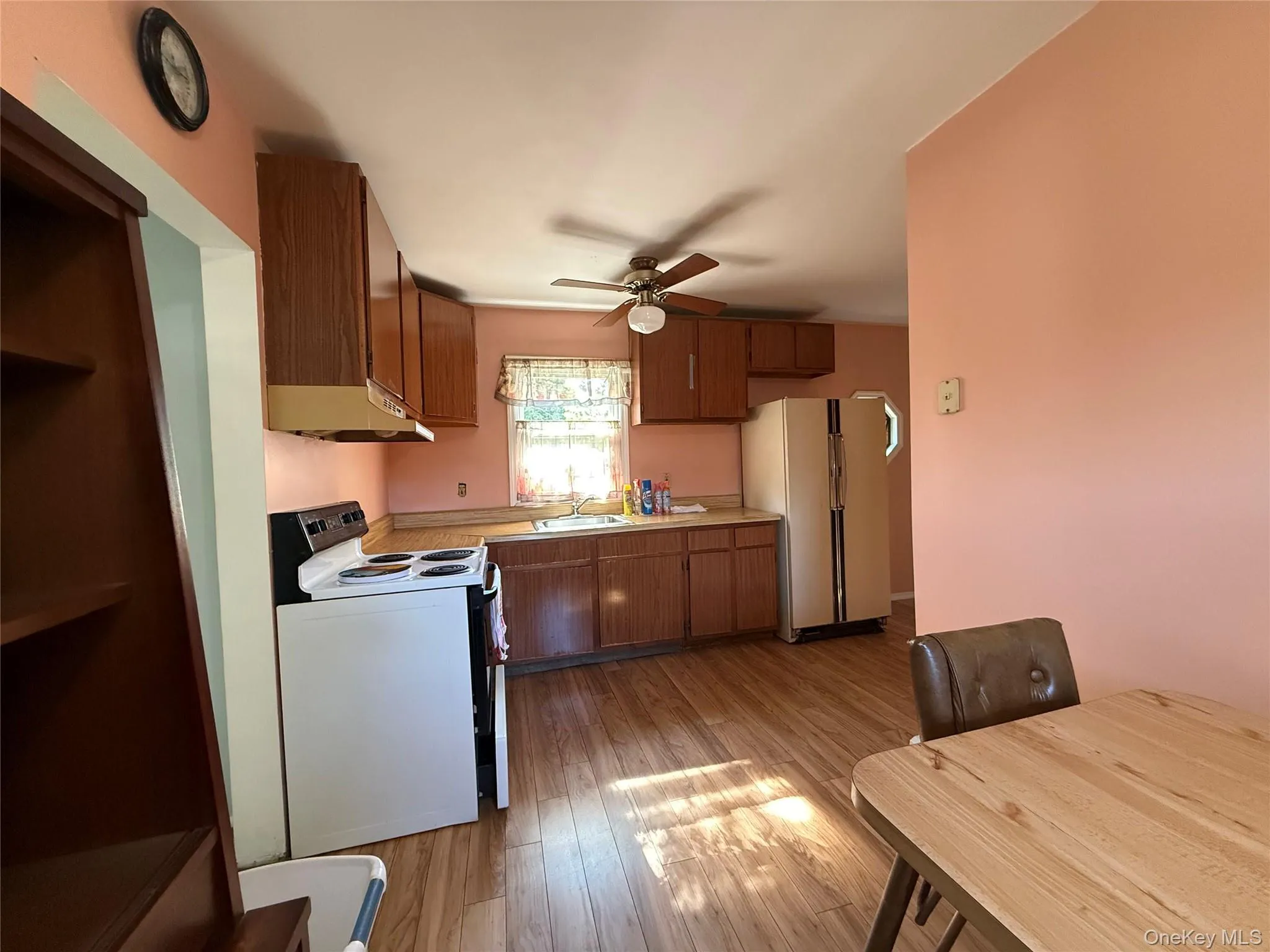 29 Maplewood Avenue, Brookhaven, NY, 2 Bedrooms Bedrooms, 4 Rooms Rooms,1 BathroomBathrooms,Residential,For Rent,Maplewood,0,1033830 29 Maplewood Avenue, Brookhaven, NY, 2 Bedrooms Bedrooms, 4 Rooms Rooms,1 BathroomBathrooms,Residential,For Rent,Maplewood,0,1033830