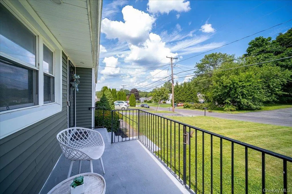 26 Delaware Road, Newburgh (town), NY, 3 Bedrooms Bedrooms, 7 Rooms Rooms,2 BathroomsBathrooms,Residential,For Rent,Delaware,0,1033837 26 Delaware Road, Newburgh (town), NY, 3 Bedrooms Bedrooms, 7 Rooms Rooms,2 BathroomsBathrooms,Residential,For Rent,Delaware,0,1033837