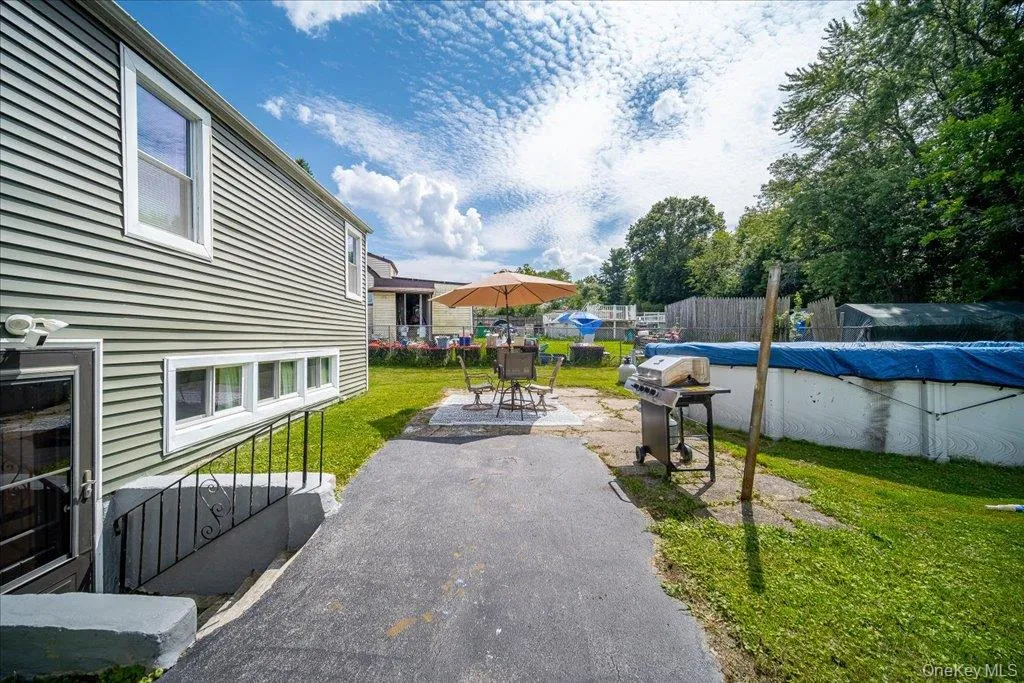 26 Delaware Road, Newburgh (town), NY, 3 Bedrooms Bedrooms, 7 Rooms Rooms,2 BathroomsBathrooms,Residential,For Rent,Delaware,0,1033837 26 Delaware Road, Newburgh (town), NY, 3 Bedrooms Bedrooms, 7 Rooms Rooms,2 BathroomsBathrooms,Residential,For Rent,Delaware,0,1033837