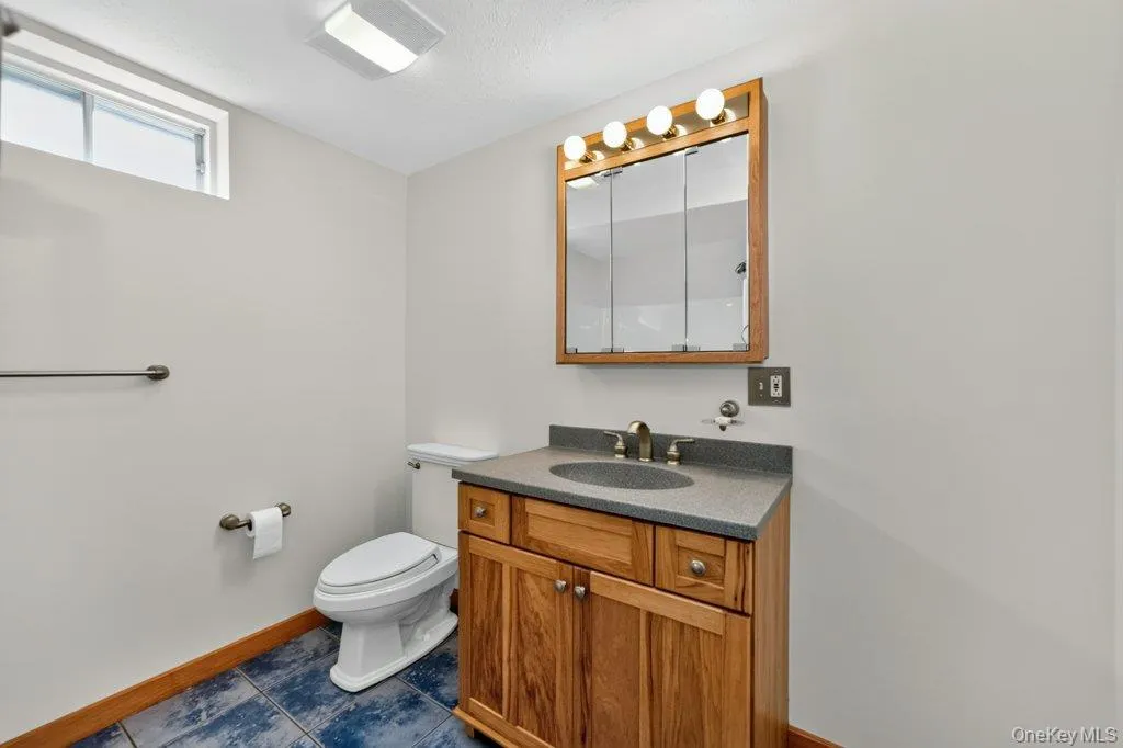 2640 State Route 203, Kinderhook, NY, 3 Bedrooms Bedrooms, 8 Rooms Rooms,2 BathroomsBathrooms,Residential,For Rent,State Route 203,0,1033838 2640 State Route 203, Kinderhook, NY, 3 Bedrooms Bedrooms, 8 Rooms Rooms,2 BathroomsBathrooms,Residential,For Rent,State Route 203,0,1033838