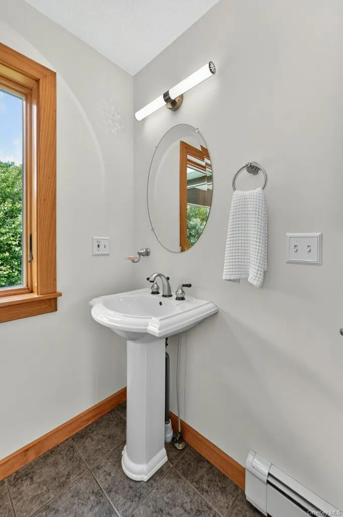 2640 State Route 203, Kinderhook, NY, 3 Bedrooms Bedrooms, 8 Rooms Rooms,2 BathroomsBathrooms,Residential,For Rent,State Route 203,0,1033838 2640 State Route 203, Kinderhook, NY, 3 Bedrooms Bedrooms, 8 Rooms Rooms,2 BathroomsBathrooms,Residential,For Rent,State Route 203,0,1033838