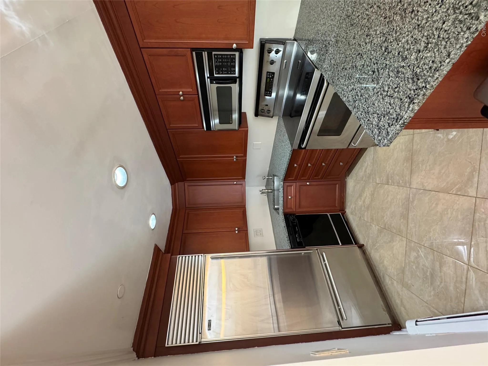 36 Greenridge Avenue, White Plains, NY, 1 Bedroom Bedrooms, 3 Rooms Rooms,1 BathroomBathrooms,Residential Lease,For Rent,Greenridge,0,1033839 36 Greenridge Avenue, White Plains, NY, 1 Bedroom Bedrooms, 3 Rooms Rooms,1 BathroomBathrooms,Residential Lease,For Rent,Greenridge,0,1033839