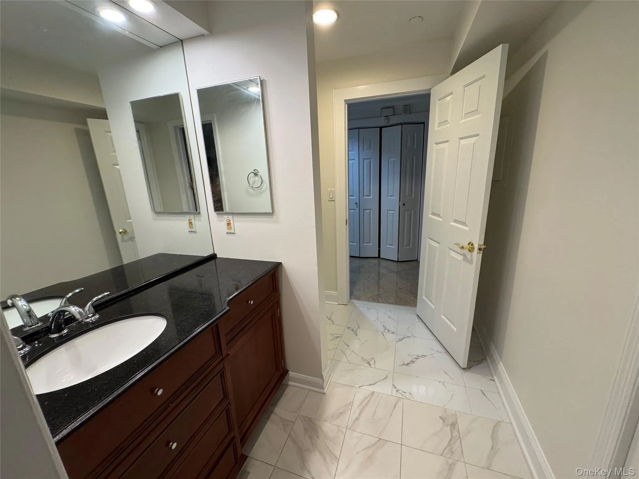 36 Greenridge Avenue, White Plains, NY, 1 Bedroom Bedrooms, 3 Rooms Rooms,1 BathroomBathrooms,Residential Lease,For Rent,Greenridge,0,1033839 36 Greenridge Avenue, White Plains, NY, 1 Bedroom Bedrooms, 3 Rooms Rooms,1 BathroomBathrooms,Residential Lease,For Rent,Greenridge,0,1033839