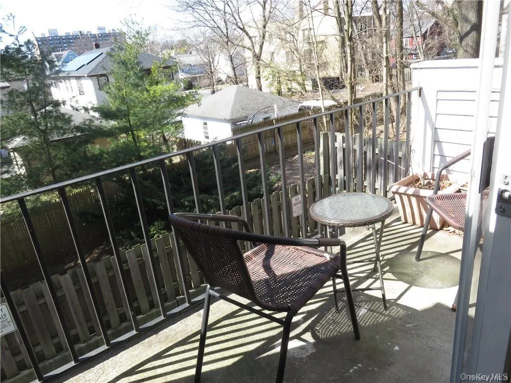 36 Greenridge Avenue, White Plains, NY, 1 Bedroom Bedrooms, 3 Rooms Rooms,1 BathroomBathrooms,Residential Lease,For Rent,Greenridge,0,1033839 36 Greenridge Avenue, White Plains, NY, 1 Bedroom Bedrooms, 3 Rooms Rooms,1 BathroomBathrooms,Residential Lease,For Rent,Greenridge,0,1033839