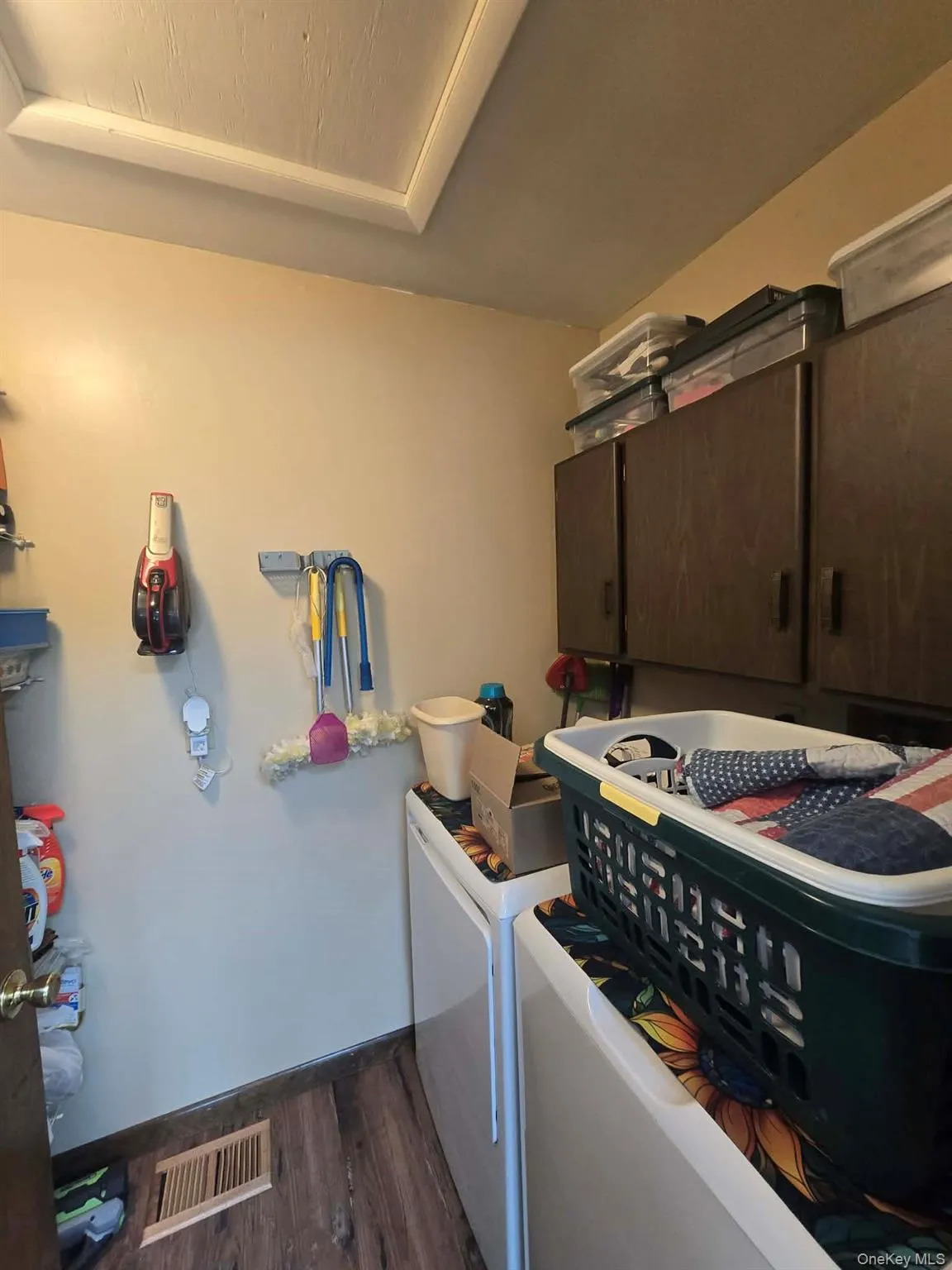 17 Green Lane, Wawayanda, NY, 3 Bedrooms Bedrooms, 10 Rooms Rooms,1 BathroomBathrooms,Residential,For Rent,Green,0,1033842 17 Green Lane, Wawayanda, NY, 3 Bedrooms Bedrooms, 10 Rooms Rooms,1 BathroomBathrooms,Residential,For Rent,Green,0,1033842