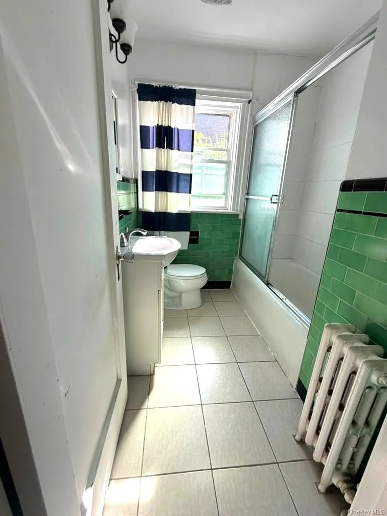 8 Herman Avenue, Oyster Bay, NY, 7 Bedrooms Bedrooms, 12 Rooms Rooms,3 BathroomsBathrooms,Residential Lease,For Rent,Herman,0,1033843 8 Herman Avenue, Oyster Bay, NY, 7 Bedrooms Bedrooms, 12 Rooms Rooms,3 BathroomsBathrooms,Residential Lease,For Rent,Herman,0,1033843