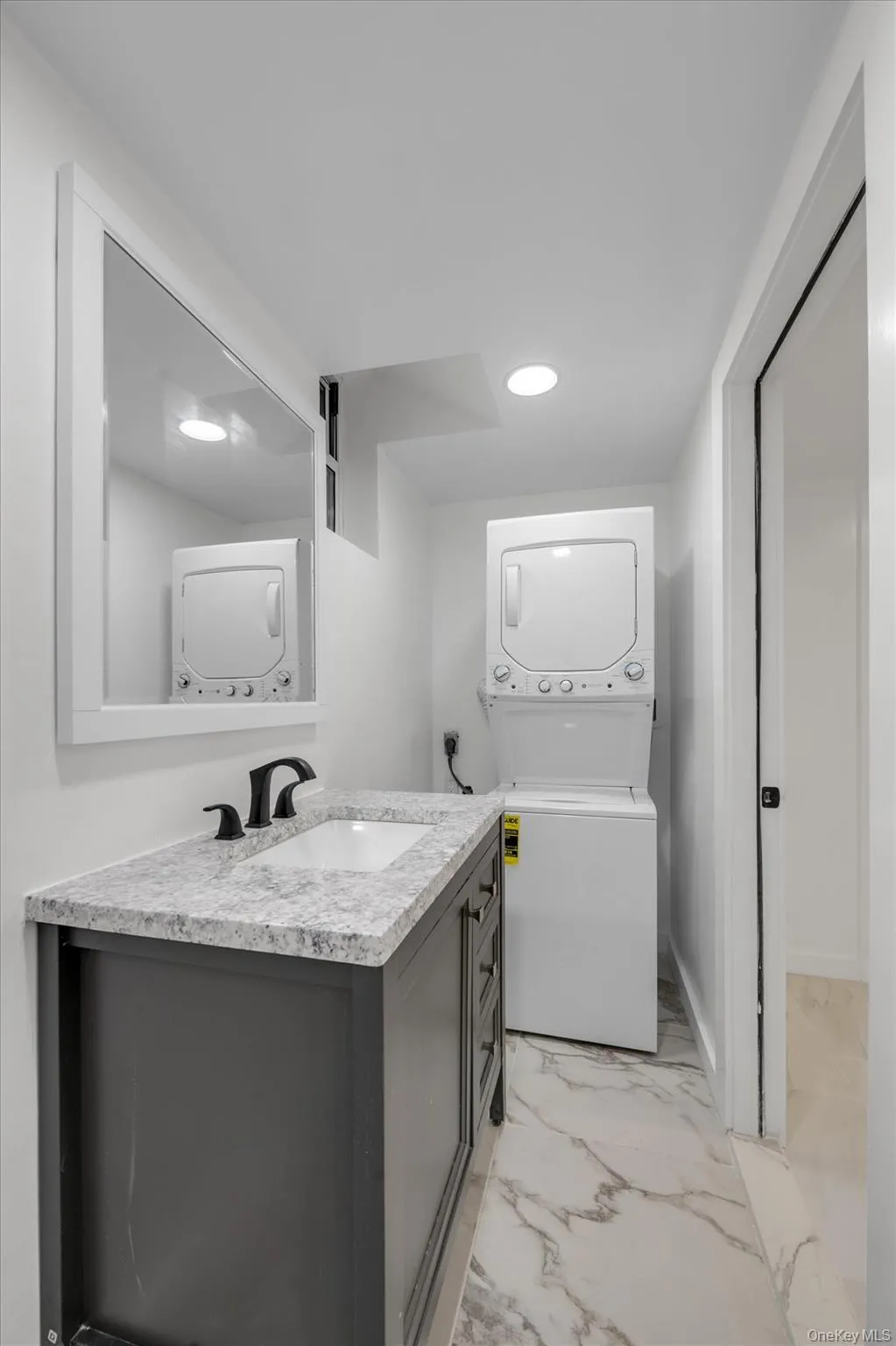 42 Stratford Road, Scarsdale, NY, 3 Bedrooms Bedrooms, 9 Rooms Rooms,3 BathroomsBathrooms,Residential,For Rent,Stratford,0,1033850 42 Stratford Road, Scarsdale, NY, 3 Bedrooms Bedrooms, 9 Rooms Rooms,3 BathroomsBathrooms,Residential,For Rent,Stratford,0,1033850
