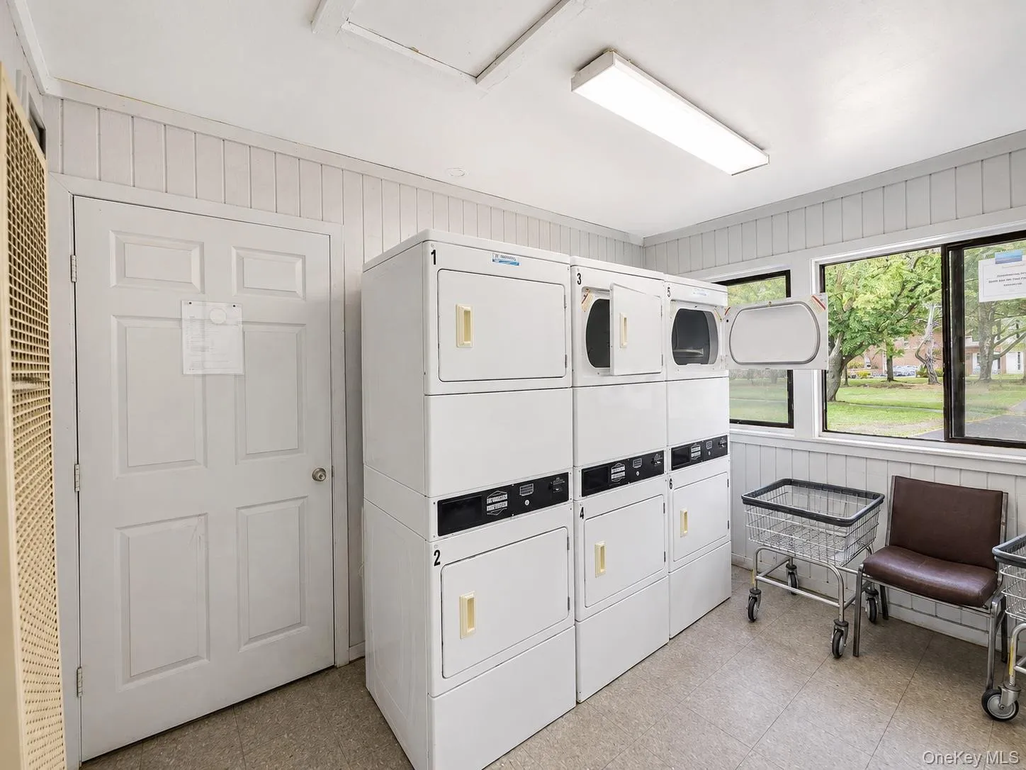 15 Sierra Court, Brookhaven, NY, 1 Bedroom Bedrooms, 3 Rooms Rooms,1 BathroomBathrooms,Residential,For Rent,Sierra,0,1033852 15 Sierra Court, Brookhaven, NY, 1 Bedroom Bedrooms, 3 Rooms Rooms,1 BathroomBathrooms,Residential,For Rent,Sierra,0,1033852