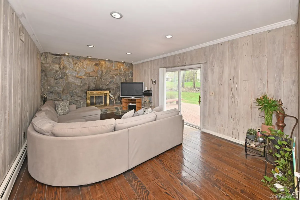 19 Sterling Road, Ramapo, NY, 4 Bedrooms Bedrooms, 11 Rooms Rooms,3 BathroomsBathrooms,Residential,For Rent,Sterling,0,1033853 19 Sterling Road, Ramapo, NY, 4 Bedrooms Bedrooms, 11 Rooms Rooms,3 BathroomsBathrooms,Residential,For Rent,Sterling,0,1033853