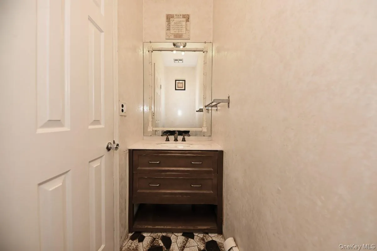 19 Sterling Road, Ramapo, NY, 4 Bedrooms Bedrooms, 11 Rooms Rooms,3 BathroomsBathrooms,Residential,For Rent,Sterling,0,1033853 19 Sterling Road, Ramapo, NY, 4 Bedrooms Bedrooms, 11 Rooms Rooms,3 BathroomsBathrooms,Residential,For Rent,Sterling,0,1033853