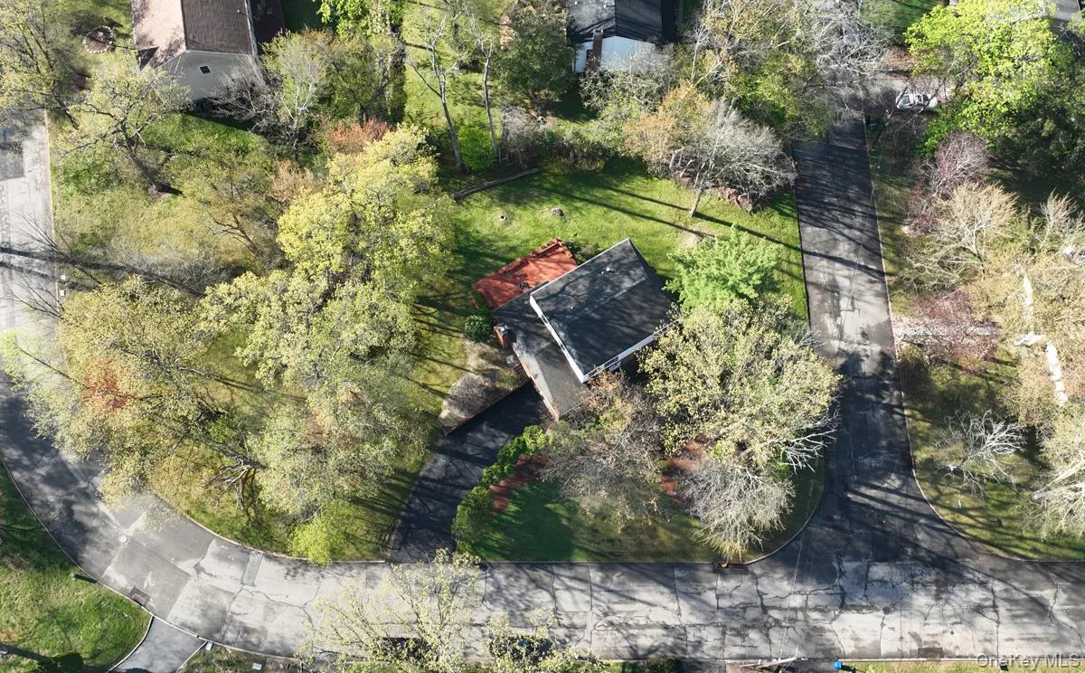 19 Sterling Road, Ramapo, NY, 4 Bedrooms Bedrooms, 11 Rooms Rooms,3 BathroomsBathrooms,Residential,For Rent,Sterling,0,1033853 19 Sterling Road, Ramapo, NY, 4 Bedrooms Bedrooms, 11 Rooms Rooms,3 BathroomsBathrooms,Residential,For Rent,Sterling,0,1033853