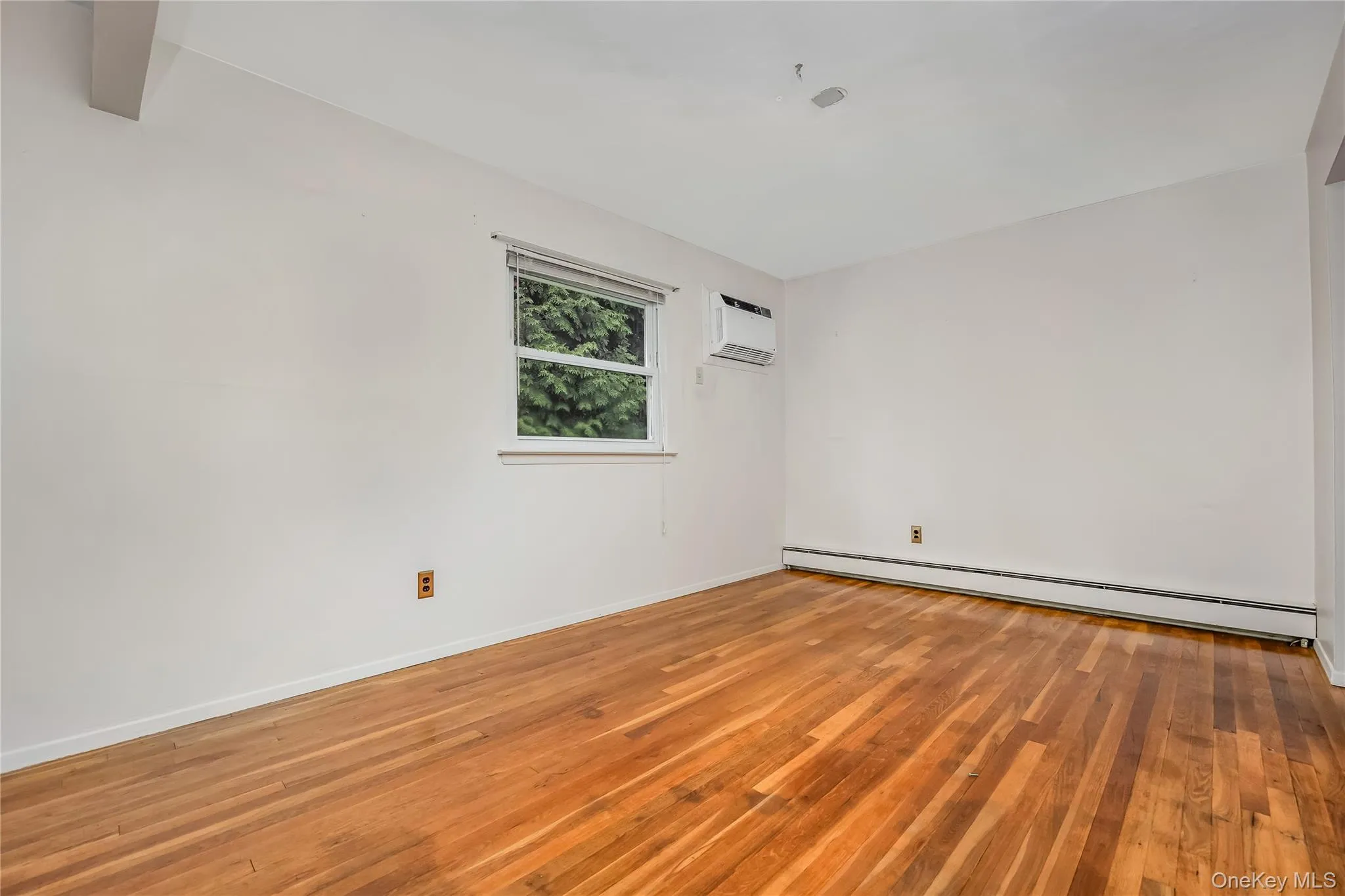 23 Country Lane Drive, Smithtown, NY, 4 Bedrooms Bedrooms, 8 Rooms Rooms,2 BathroomsBathrooms,Residential,For Rent,Country Lane,0,1033860 23 Country Lane Drive, Smithtown, NY, 4 Bedrooms Bedrooms, 8 Rooms Rooms,2 BathroomsBathrooms,Residential,For Rent,Country Lane,0,1033860