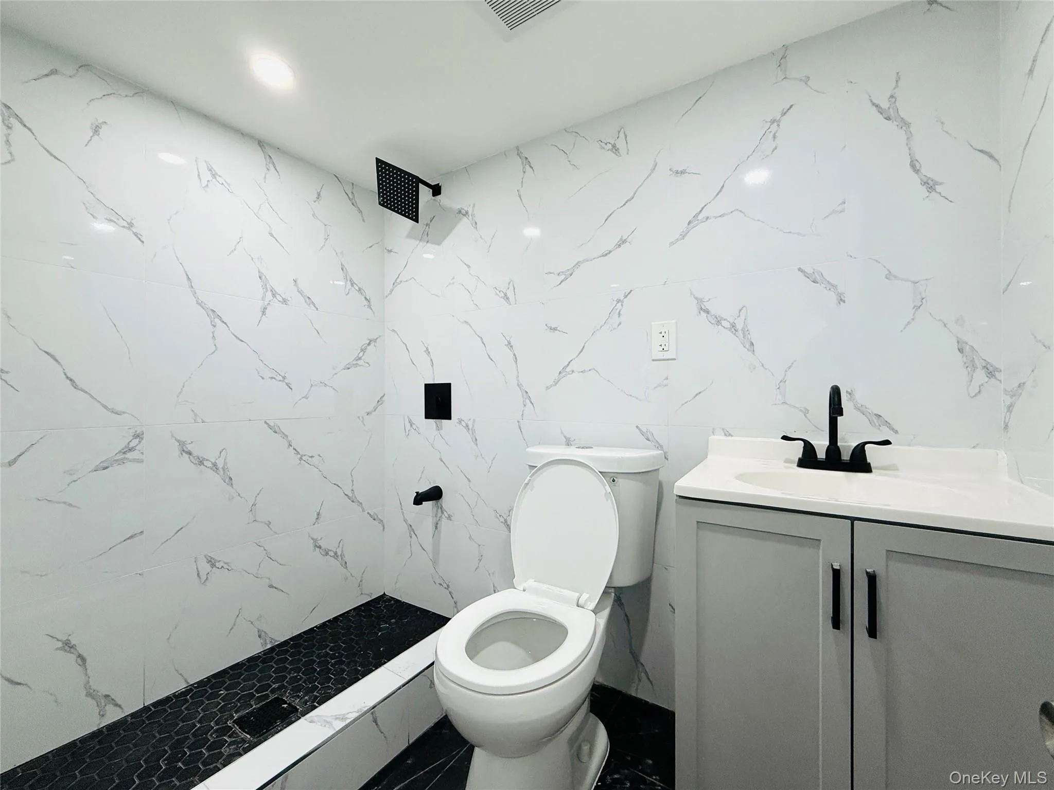 1627 Pilgrim Avenue, New York, NY, 5 Bedrooms Bedrooms, 11 Rooms Rooms,3 BathroomsBathrooms,Residential,For Rent,Pilgrim,0,1033862 1627 Pilgrim Avenue, New York, NY, 5 Bedrooms Bedrooms, 11 Rooms Rooms,3 BathroomsBathrooms,Residential,For Rent,Pilgrim,0,1033862
