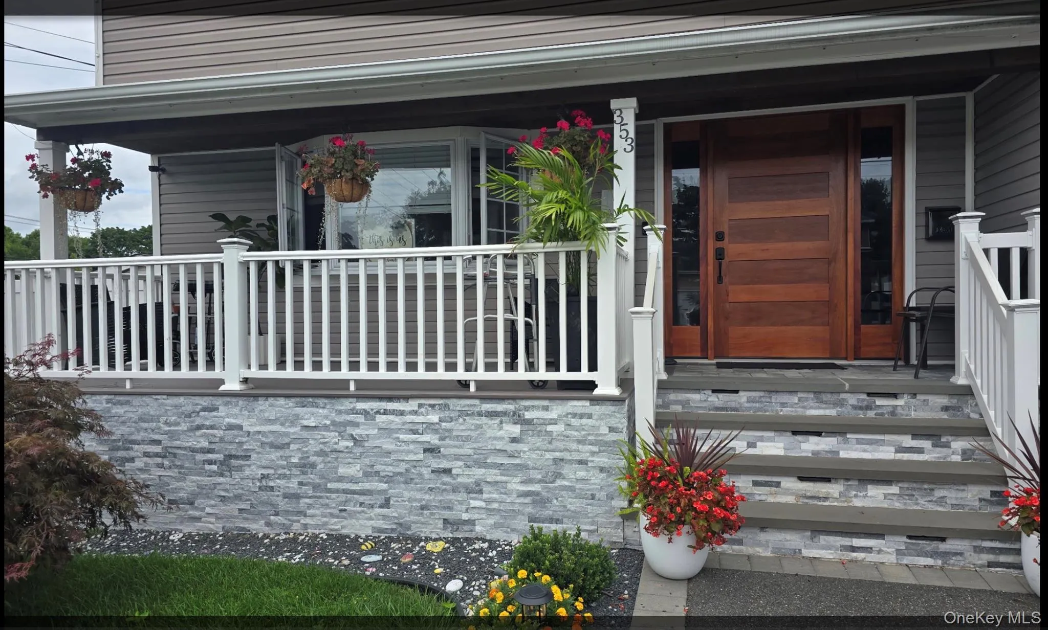 353 Barleau Street, Islip, NY, 6 Bedrooms Bedrooms, 11 Rooms Rooms,3 BathroomsBathrooms,Residential,For Rent,Barleau,0,1033864 353 Barleau Street, Islip, NY, 6 Bedrooms Bedrooms, 11 Rooms Rooms,3 BathroomsBathrooms,Residential,For Rent,Barleau,0,1033864