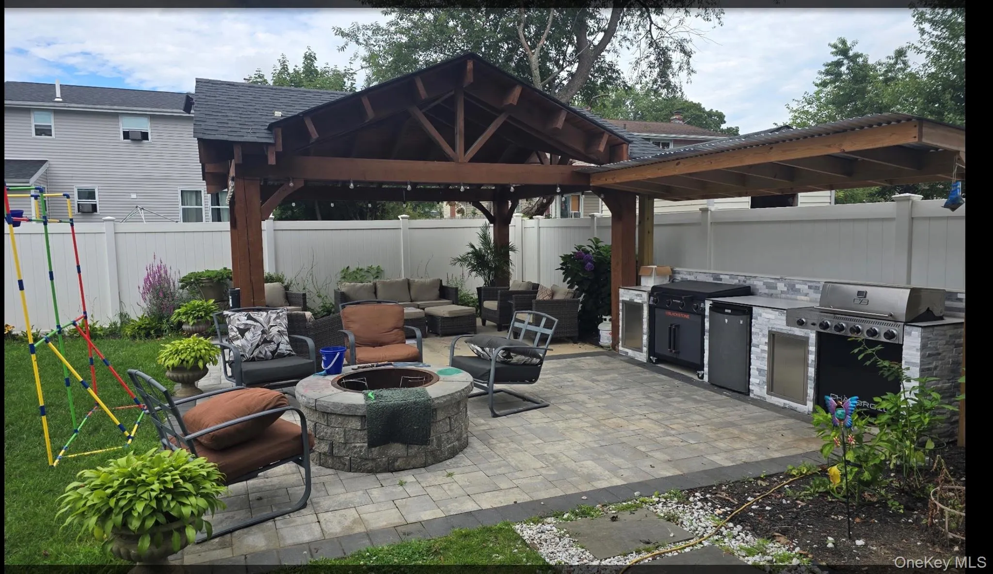 353 Barleau Street, Islip, NY, 6 Bedrooms Bedrooms, 11 Rooms Rooms,3 BathroomsBathrooms,Residential,For Rent,Barleau,0,1033864 353 Barleau Street, Islip, NY, 6 Bedrooms Bedrooms, 11 Rooms Rooms,3 BathroomsBathrooms,Residential,For Rent,Barleau,0,1033864