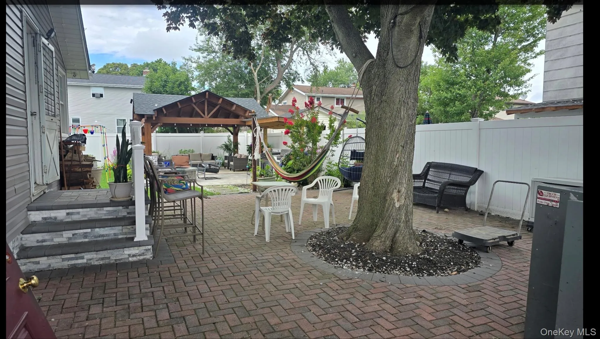353 Barleau Street, Islip, NY, 6 Bedrooms Bedrooms, 11 Rooms Rooms,3 BathroomsBathrooms,Residential,For Rent,Barleau,0,1033864 353 Barleau Street, Islip, NY, 6 Bedrooms Bedrooms, 11 Rooms Rooms,3 BathroomsBathrooms,Residential,For Rent,Barleau,0,1033864