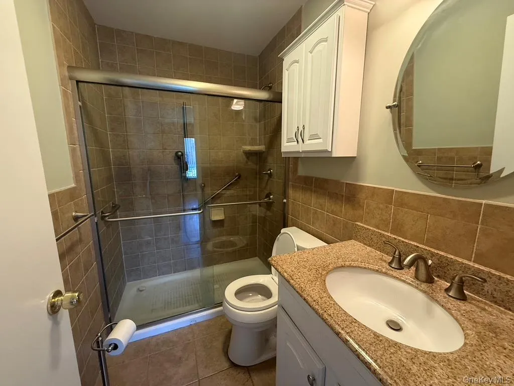 31 Stanford Court, Hempstead, NY, 2 Bedrooms Bedrooms, 5 Rooms Rooms,1 BathroomBathrooms,Residential Lease,For Rent,Stanford,0,1033865 31 Stanford Court, Hempstead, NY, 2 Bedrooms Bedrooms, 5 Rooms Rooms,1 BathroomBathrooms,Residential Lease,For Rent,Stanford,0,1033865