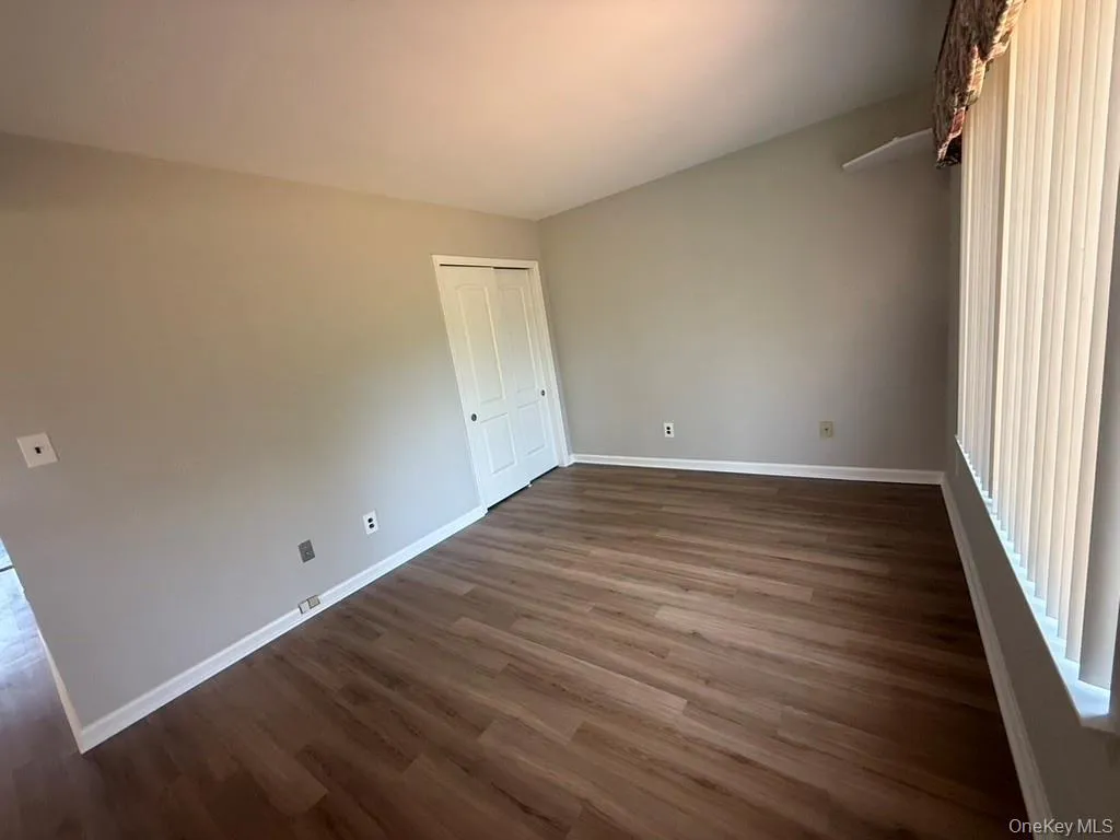31 Stanford Court, Hempstead, NY, 2 Bedrooms Bedrooms, 5 Rooms Rooms,1 BathroomBathrooms,Residential Lease,For Rent,Stanford,0,1033865 31 Stanford Court, Hempstead, NY, 2 Bedrooms Bedrooms, 5 Rooms Rooms,1 BathroomBathrooms,Residential Lease,For Rent,Stanford,0,1033865