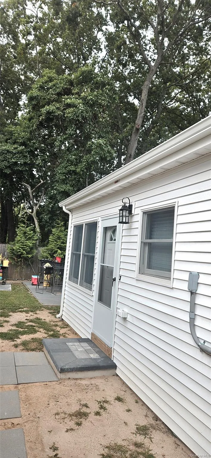 211 Parkway Boulevard, Babylon, NY, 3 Rooms Rooms,1 BathroomBathrooms,Residential Lease,For Rent,Parkway,0,1033867 211 Parkway Boulevard, Babylon, NY, 3 Rooms Rooms,1 BathroomBathrooms,Residential Lease,For Rent,Parkway,0,1033867