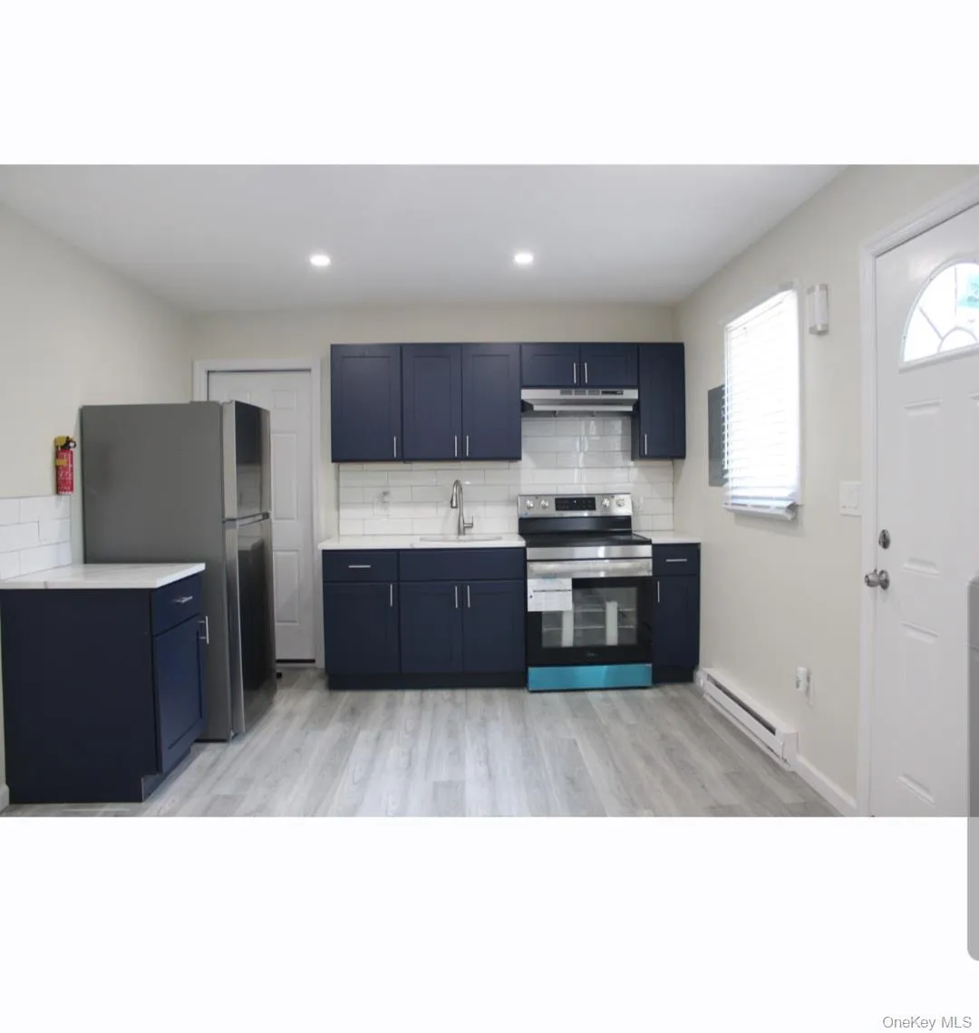 211 Parkway Boulevard, Babylon, NY, 3 Rooms Rooms,1 BathroomBathrooms,Residential Lease,For Rent,Parkway,0,1033867 211 Parkway Boulevard, Babylon, NY, 3 Rooms Rooms,1 BathroomBathrooms,Residential Lease,For Rent,Parkway,0,1033867