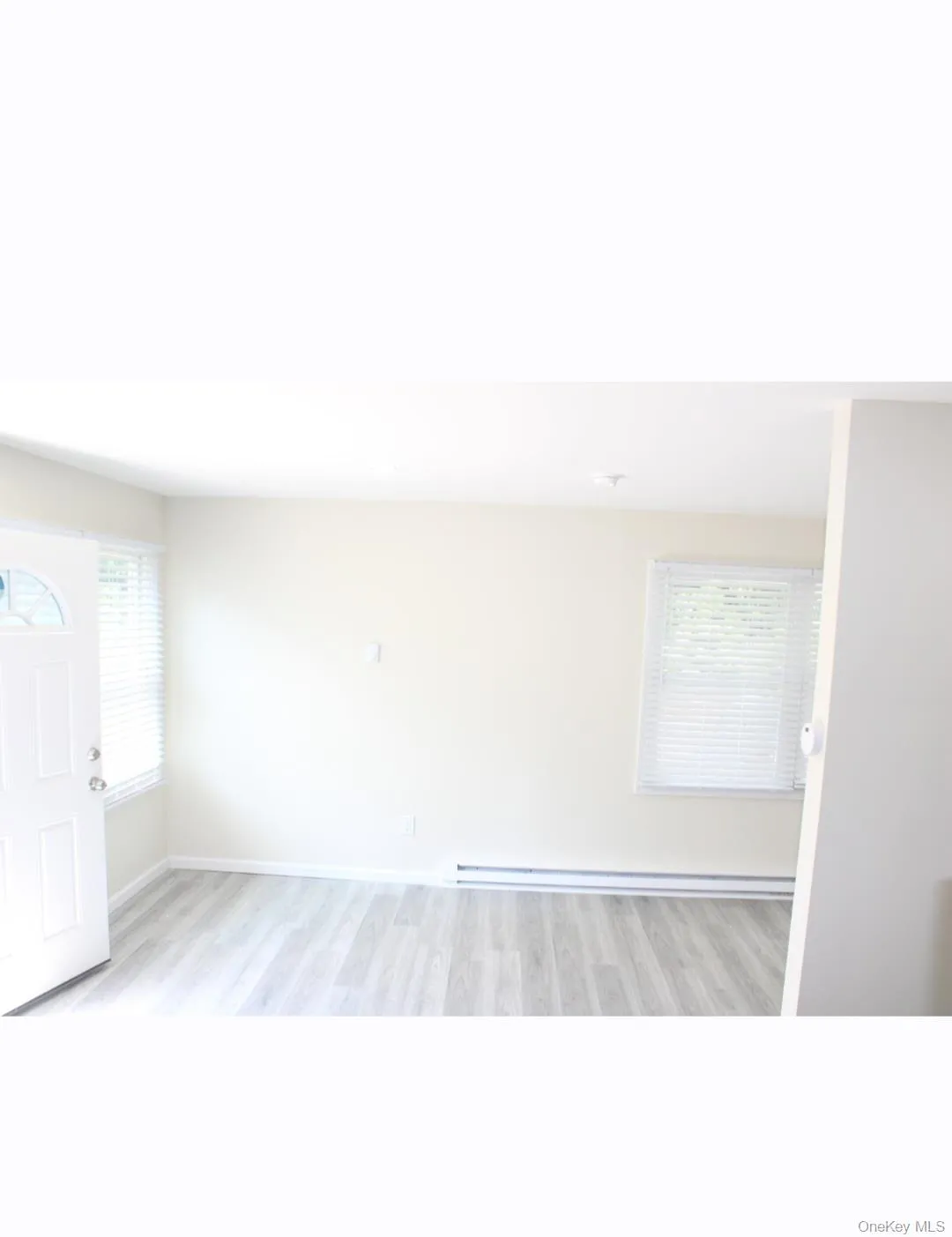 211 Parkway Boulevard, Babylon, NY, 3 Rooms Rooms,1 BathroomBathrooms,Residential Lease,For Rent,Parkway,0,1033867 211 Parkway Boulevard, Babylon, NY, 3 Rooms Rooms,1 BathroomBathrooms,Residential Lease,For Rent,Parkway,0,1033867