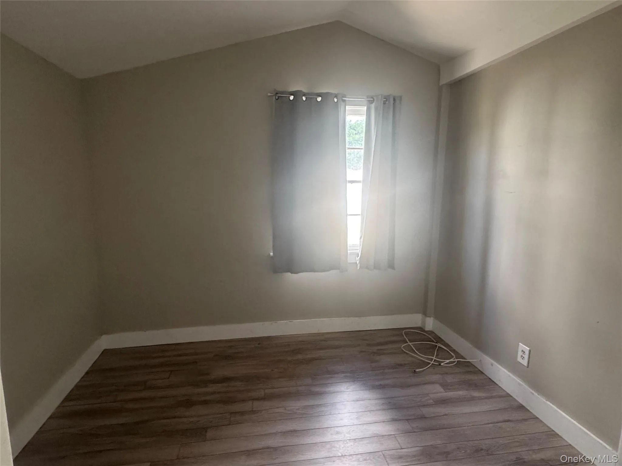 425 Landing Avenue, Smithtown, NY, 4 Bedrooms Bedrooms, 6 Rooms Rooms,2 BathroomsBathrooms,Residential Lease,For Rent,Landing,0,1033868 425 Landing Avenue, Smithtown, NY, 4 Bedrooms Bedrooms, 6 Rooms Rooms,2 BathroomsBathrooms,Residential Lease,For Rent,Landing,0,1033868