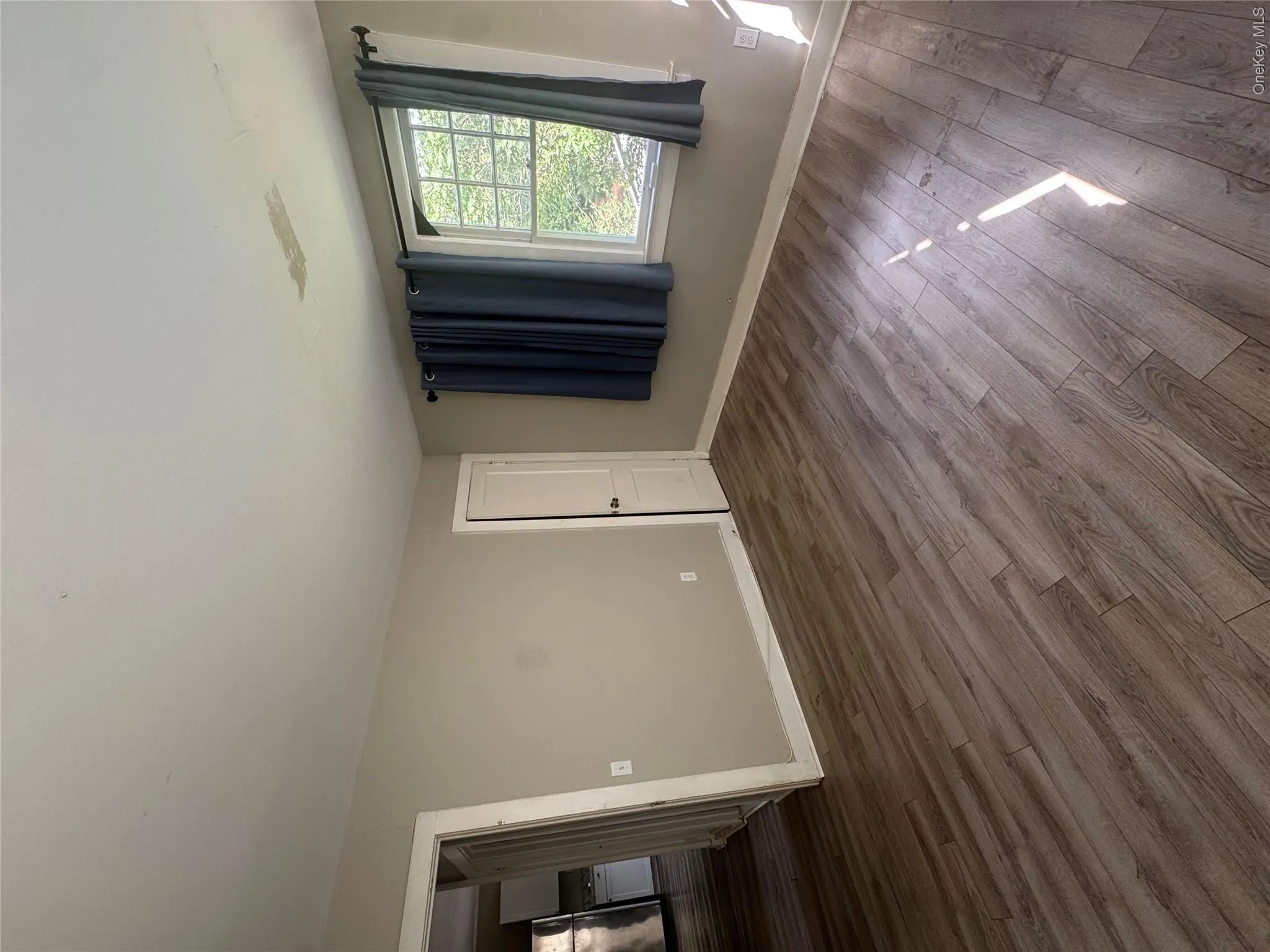 425 Landing Avenue, Smithtown, NY, 4 Bedrooms Bedrooms, 6 Rooms Rooms,2 BathroomsBathrooms,Residential Lease,For Rent,Landing,0,1033868 425 Landing Avenue, Smithtown, NY, 4 Bedrooms Bedrooms, 6 Rooms Rooms,2 BathroomsBathrooms,Residential Lease,For Rent,Landing,0,1033868