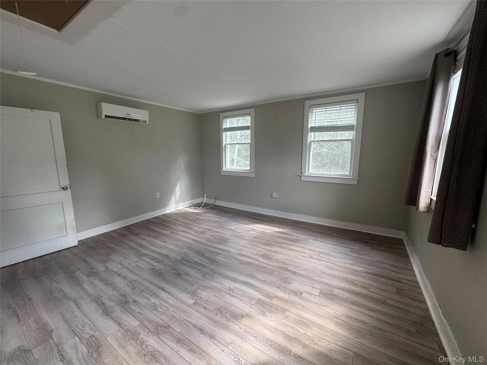 425 Landing Avenue, Smithtown, NY, 4 Bedrooms Bedrooms, 6 Rooms Rooms,2 BathroomsBathrooms,Residential Lease,For Rent,Landing,0,1033868 425 Landing Avenue, Smithtown, NY, 4 Bedrooms Bedrooms, 6 Rooms Rooms,2 BathroomsBathrooms,Residential Lease,For Rent,Landing,0,1033868